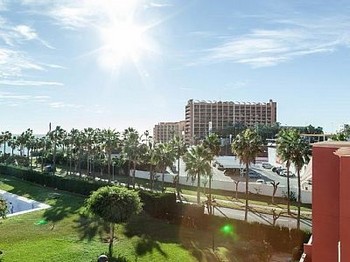 Аренда апартаментов Бенальмадена Benalmadena - Апартаменты в аренду Бенальмадена Benalmadena, Торрекебрада Torrequebrada, комплекс Кортихо Торрекебрада Cortijo Torrequebrada Фотографии