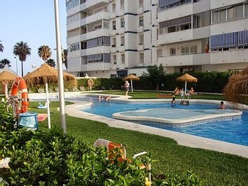 Аренда апартаментов Бенальмадена Benalmadena - Апартаменты в аренду Бенальмадена Benalmadena Пляж Санта Анна Santa Ana Фотографии 