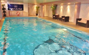 Аренда апартаментов Марбелья Marbella-Апартаменты в аренду Марбелья урбанизация Донья Лола Клуб Марбелья Doña Lola Club Marbella