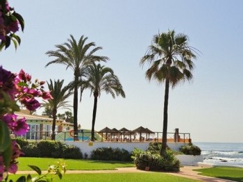Аренда апартаментов Марбелья Marbella-Апартаменты в аренду Марбелья урбанизация Донья Лола Клуб Марбелья Doña Lola Club Marbella