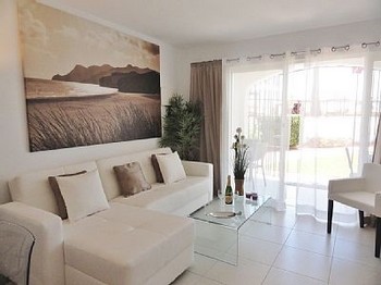 Аренда апартаментов Марбелья (Marbella)- Апартаменты в аренду Золотая Миля Golden Mile (Milla de Oro), пляж Плайа Эсмеральда Playa Esmeralda,Коста дель Соль Costa del Sol Испания
