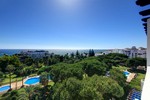Аренда апартаментов Марбелья Marbella - Апартаменты в аренду Марбелья Пуэрто (Порт) Банус Puerto Banús урбанизация Плайас дель Дуке Playas del Duque 