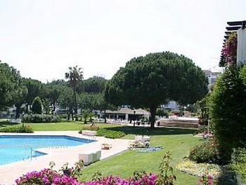 Аренда апартаментов Марбелья (Marbella) - Апартаменты в аренду Клаб (Клуб) Плайас дель Дуке Club Playas del Duque Порт (Пуэрто) Банус Puerto Banús Коста дель Соль Costa del Sol Испания
