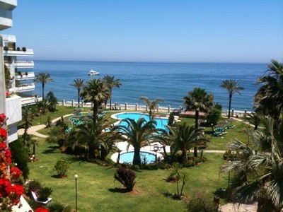 Аренда апартаментов Марбелья (Marbella)- Апартаменты в аренду Золотая Миля Golden Mile (Milla de Oro), пляж Плайа Эсмеральда Playa Esmeralda,Коста дель Соль Costa del Sol Испания