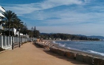 Аренда апартаментов Марбелья (Marbella)- Апартаменты в аренду Золотая Миля Golden Mile (Milla de Oro), пляж Плайа Эсмеральда Playa Esmeralda,Коста дель Соль Costa del Sol Испания