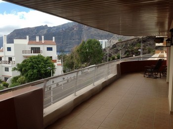 Аренда апартаментов Остров Тенерифе Юг Tenerife Sur - Апартаменты в аренду город Пуэрто Сантьяго Puerto Santiago Юг Тенерифе Фотографии