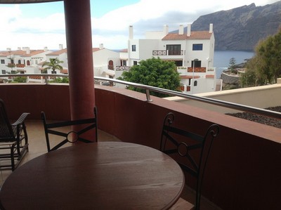 Аренда апартаментов Остров Тенерифе Юг Tenerife Sur - Апартаменты в аренду город Пуэрто Сантьяго Puerto Santiago Юг Тенерифе