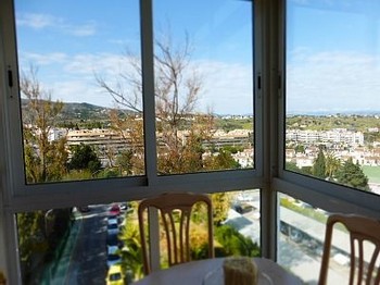 Аренда апартаментов Торремолинос Torremolinos - Апартаменты в аренду Торремолинос Torremolinos Пляж Ла Колина La Colina Фотографии