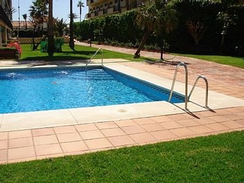 Аренда апартаментов Торремолинос Torremolinos - Апартаменты в аренду Торремолинос Torremolinos Пляж Ла Кариуэла La Carihuela Фотографии