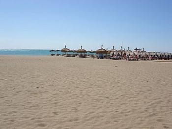 Аренда апартаментов Торремолинос Torremolinos - Апартаменты в аренду Торремолинос Torremolinos Пляж Ла Кариуэла La Carihuela Фотографии