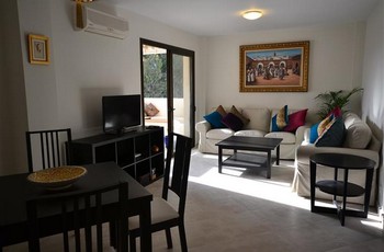 Аренда апартаментов Эстепона Estepona - Апартаменты в аренду Эстепона Estepona Пляж Кристо Playa de Christo Фотографии 