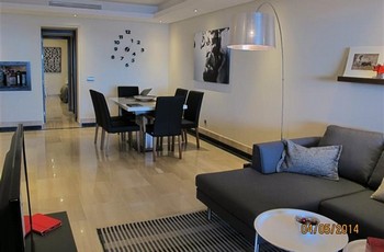 Аренда апартаментов Эстепона Estepona - Апартаменты в аренду Эстепона Estepona Пляж Баиа де Плата Bahia de la Plata Новая Золотая Миля Фотографии