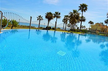 Аренда апартаментов Эстепона Estepona - Апартаменты в аренду Эстепона Estepona Пляж комплекс Мар Асуль Mar Azul, Новая Золотая Миля Фотографии