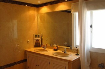 Аренда апартаментов Эстепона Estepona - Апартаменты в аренду Эстепона Estepona Пляж Доминион Бич Dominion Beach Новая Золотая Миля 