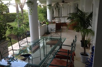 Аренда апартаментов Эстепона Estepona - Апартаменты в аренду Эстепона Estepona Пляж Доминион Бич Dominion Beach Новая Золотая Миля 