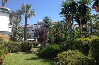 Аренда апартаментов Эстепона Estepona - Апартаменты в аренду Эстепона Estepona Пляж Доминион Бич Dominion Beach Новая Золотая Миля 
