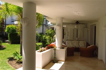 Аренда апартаментов Эстепона Estepona - Апартаменты в аренду Эстепона Estepona Пляж Доминион Бич Dominion Beach Новая Золотая Миля 