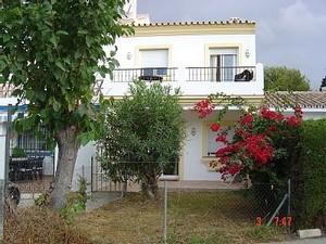 Аренда апартаментов Эстепона Estepona - Апартаменты в аренду Эстепона Estepona Пляж Эль Саладильо Saladillo, Новая Золотая Миля Фотографии