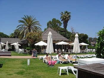 Аренда апартаментов Эстепона Estepona - Апартаменты в аренду Эстепона Estepona Пляж Эль Саладильо Saladillo, Новая Золотая Миля Фотографии