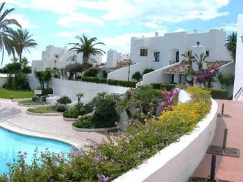 Аренда апартаментов Аренда апартаментов Эстепона Estepona - Апартаменты в аренду Эстепона Estepona Пляж Гуадалманса Guadalmansa Playa Новая Золотая Миля Фотографии