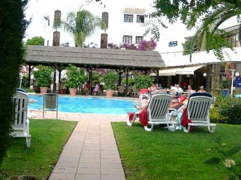 Аренда апартаментов Аренда апартаментов Эстепона Estepona - Апартаменты в аренду Эстепона Estepona Пляж Гуадалманса Guadalmansa Playa Новая Золотая Миля Фотографии