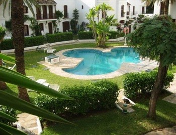 Аренда апартаментов Аренда апартаментов Эстепона Estepona - Апартаменты в аренду Эстепона Estepona Пляж Гуадалманса Guadalmansa Playa Новая Золотая Миля Фотографии