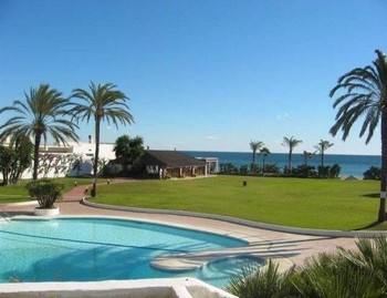 Аренда апартаментов Аренда апартаментов Эстепона Estepona - Апартаменты в аренду Эстепона Estepona Пляж Гуадалманса Guadalmansa Playa Новая Золотая Миля Фотографии