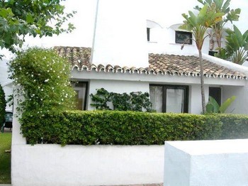 Аренда апартаментов Аренда апартаментов Эстепона Estepona - Апартаменты в аренду Эстепона Estepona Пляж Гуадалманса Guadalmansa Playa Новая Золотая Миля Фотографии