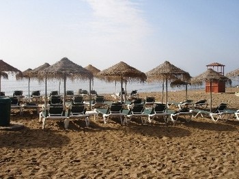 Аренда апартаментов Эстепона Estepona - Апартаменты в аренду Эстепона Estepona Пляж Асьенда дель Соль Hacienda del Sol Новая Золотая Миля Фотографии 