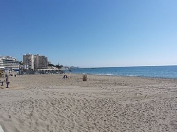 Аренда апартаментов Фуэнхирола Fuengirola - Апартаменты в аренду Фуэнхирола Fuengirola Пляж Лос Боличес Los Boliches Фотографии