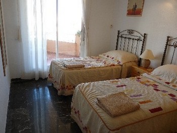 Аренда апартаментов Фуэнхирола Fuengirola - Апартаменты в аренду Фуэнхирола Fuengirola Пляж Карвахаль Carvajal Фотографии 