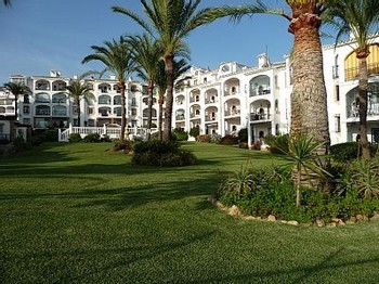 Аренда апартаментов Михас Коста Mijas Costa - Апартаменты в аренду Михас Коста Mijas Costa Пляж Макс Бич Max Beach Фотографии