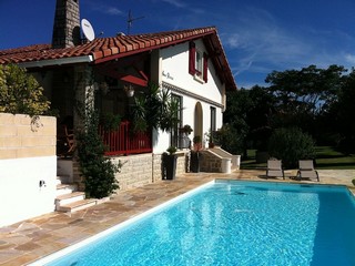 Аренда Виллы Биарриц Biarritz Франция - Вилла в аренду Биарриц Biarritz Франция город Сен Жан де Люз (Saint Jean de Luz) Фотографии