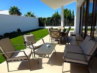 Аренда Виллы Кадис Cádiz Коста де ла Лус Costa de la Luz - Вилла в аренду Кониль де ла Фронтера Conil de la Frontera (Пляж да Роче Playa de Roche) Фотографии