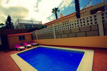 Аренда Виллы Остров Тенерифе Юг Tenerife Sur - Вилла в аренду Пляж Кальяо Сальвахе Callao Salvaje Юг Тенерифе Фотографии